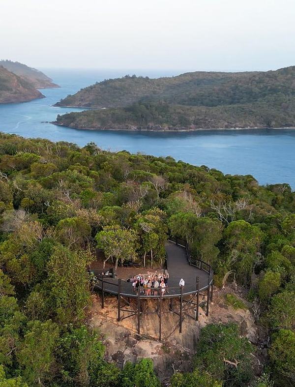 summerjo frontpage image lookout